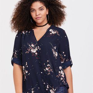 TORRID PLUS SIZE FLORAL BLOUSE